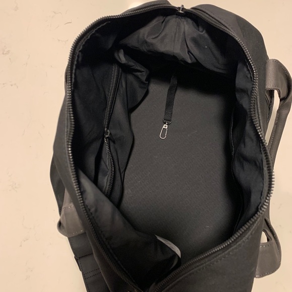 Set of Mini Cooper weekend travel bags - Picture 4 of 7